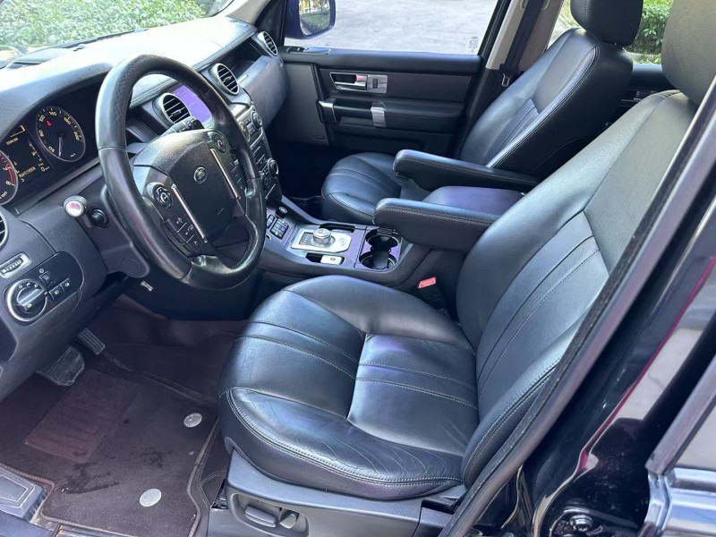 济宁16年路虎发现4