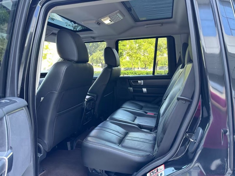 济宁16年路虎发现5