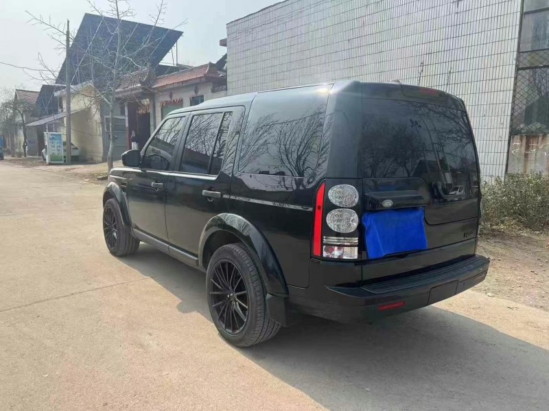 东营15年路虎发现7