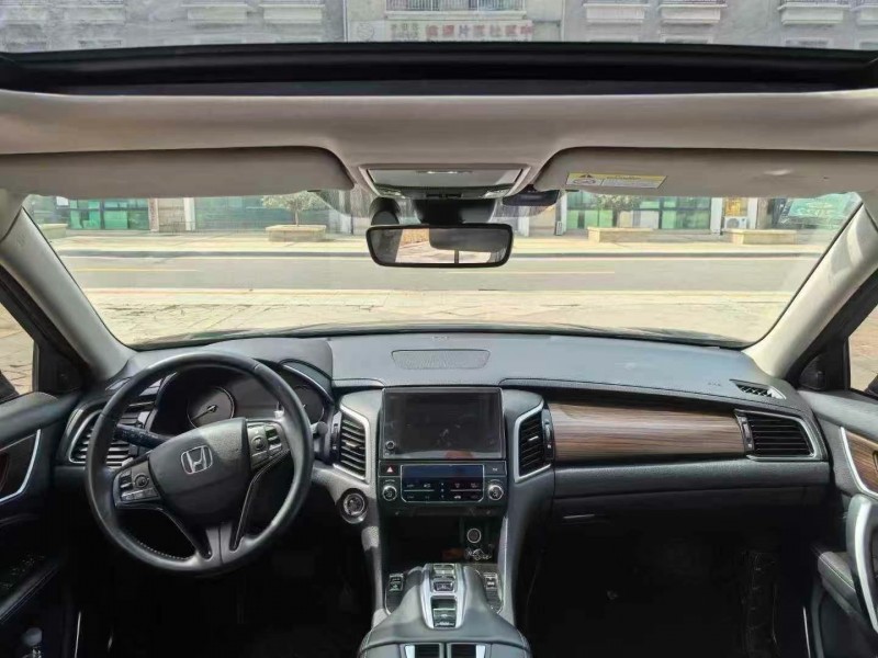 青岛18年本田冠道7