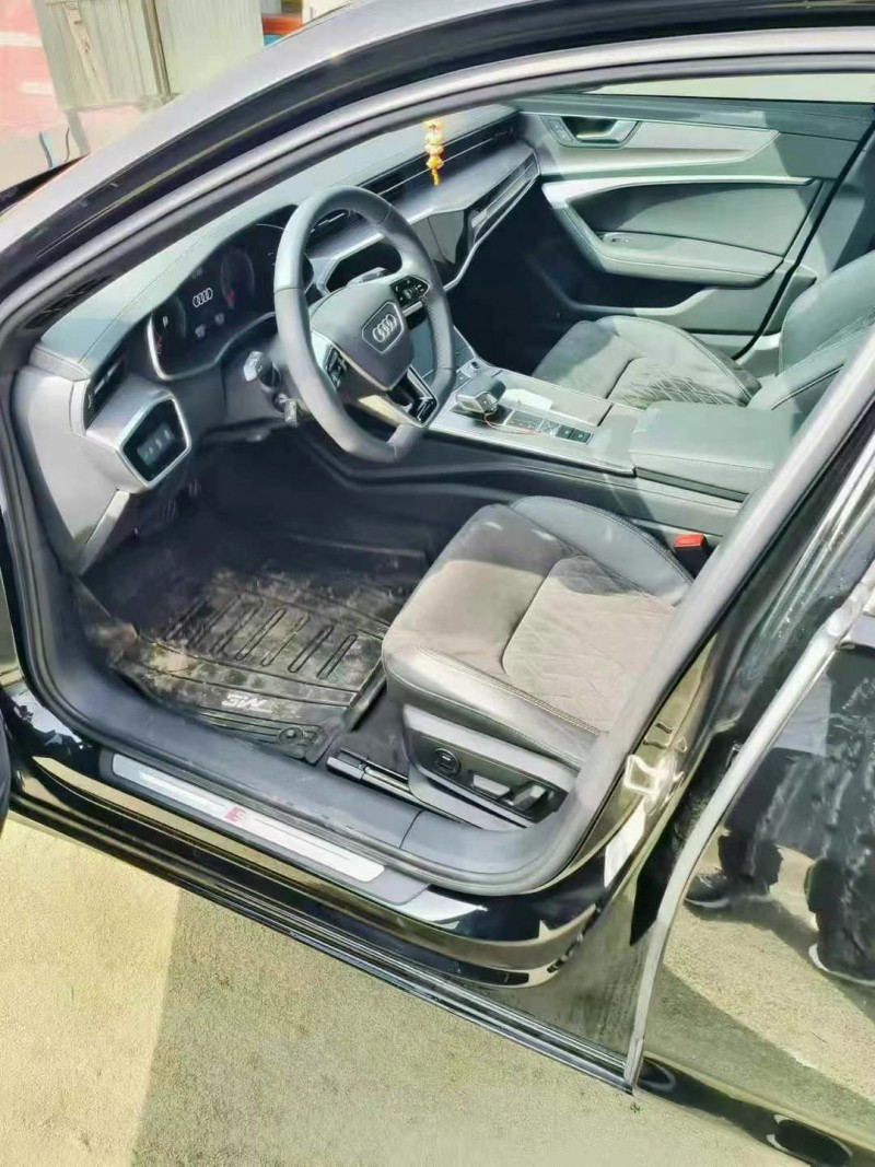 青岛21年奥迪A6L4