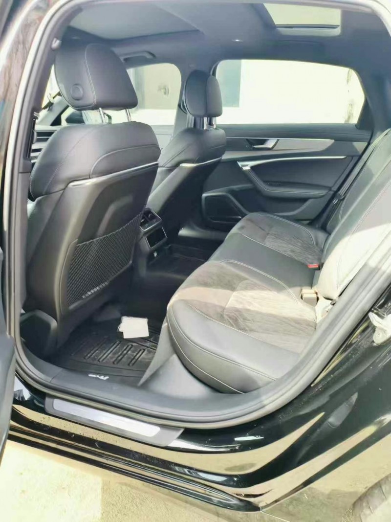 青岛21年奥迪A6L6