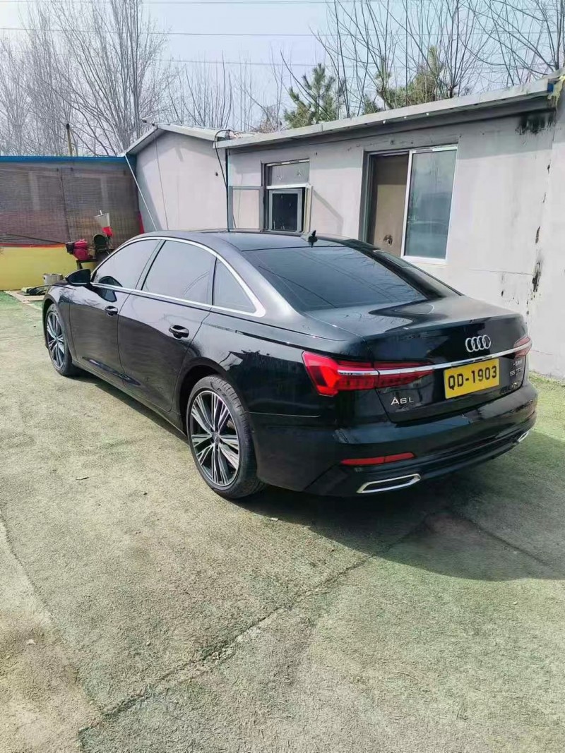 青岛21年奥迪A6L9