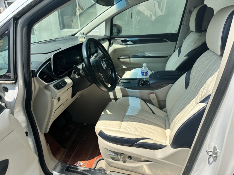 青岛21年别克GL84