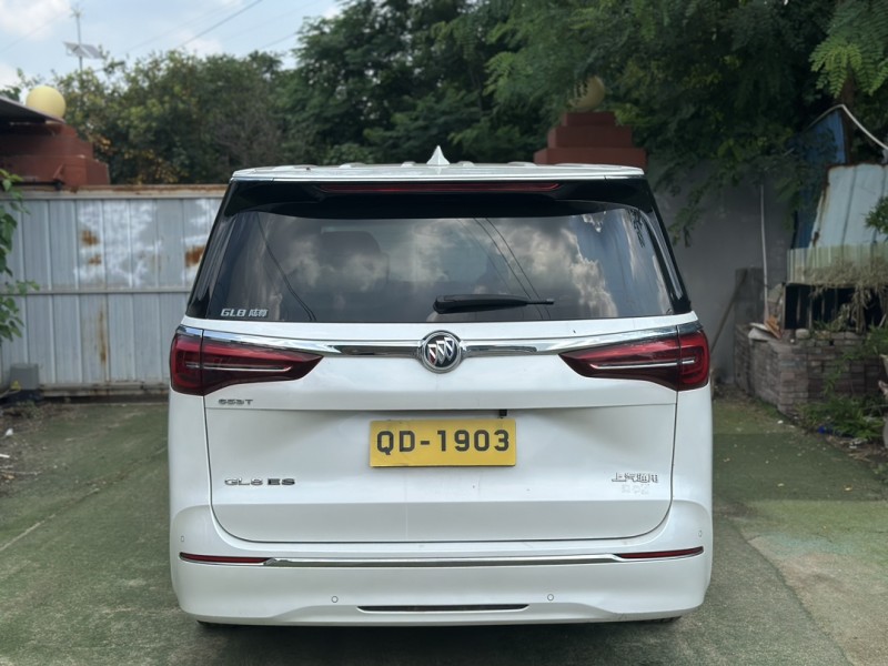 青岛21年别克GL88