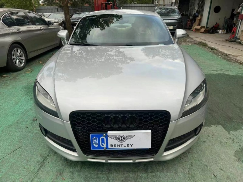 广州09年奥迪TT1