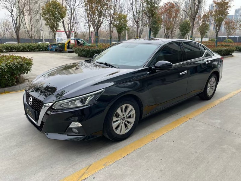 濟寧20年日產天籟3