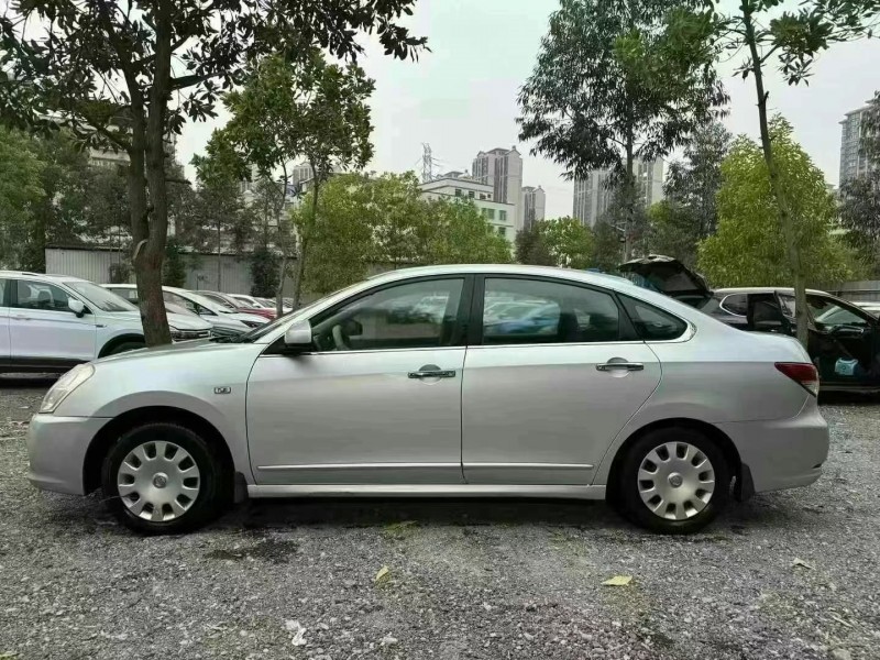 廣州14年日產軒逸4