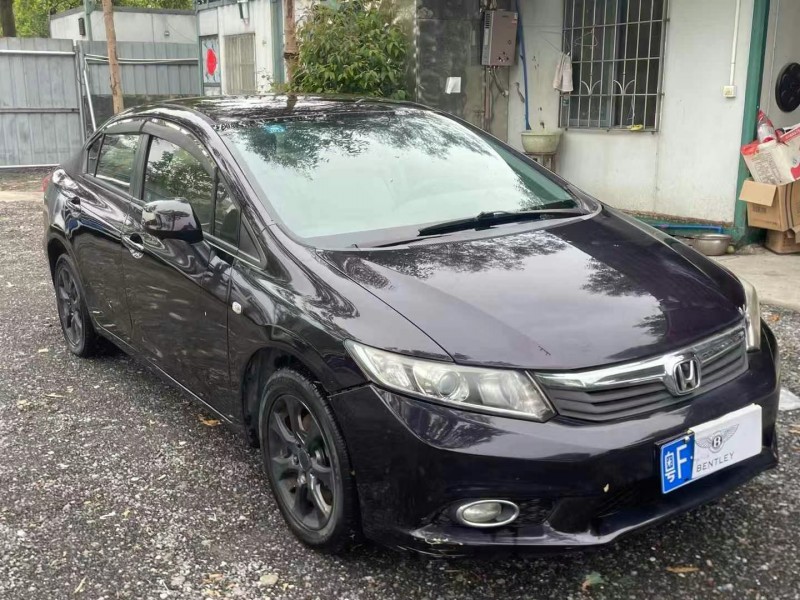 广州12年本田思域2