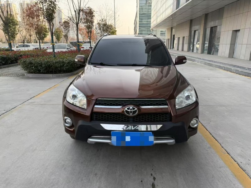 济宁12年丰田RAV41