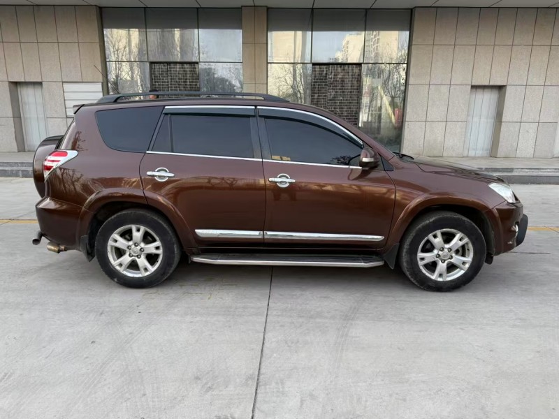 济宁12年丰田RAV48