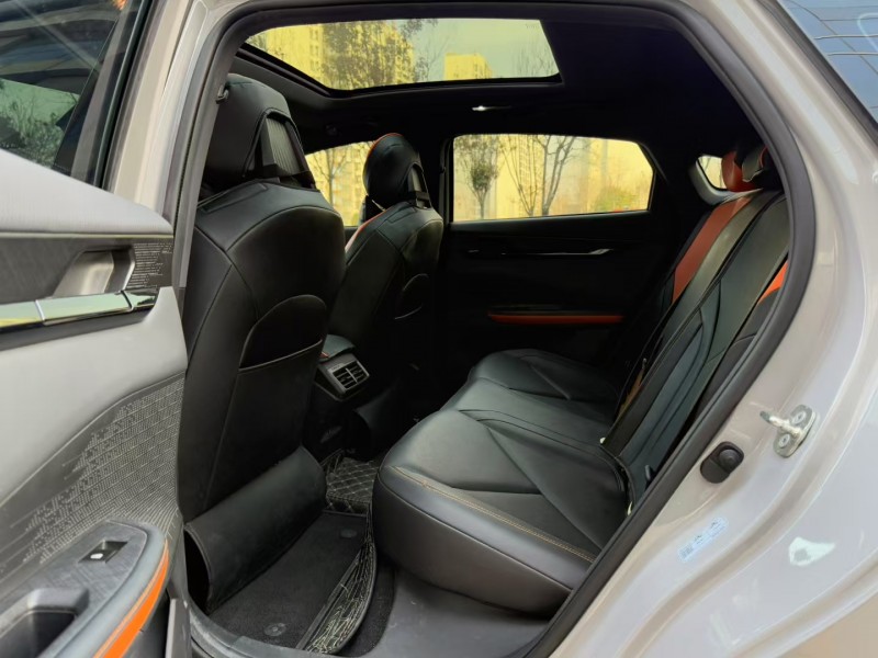 济宁23年长安汽车UNI5