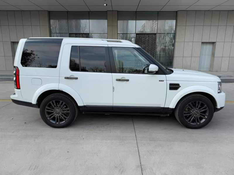 济宁17年路虎发现8