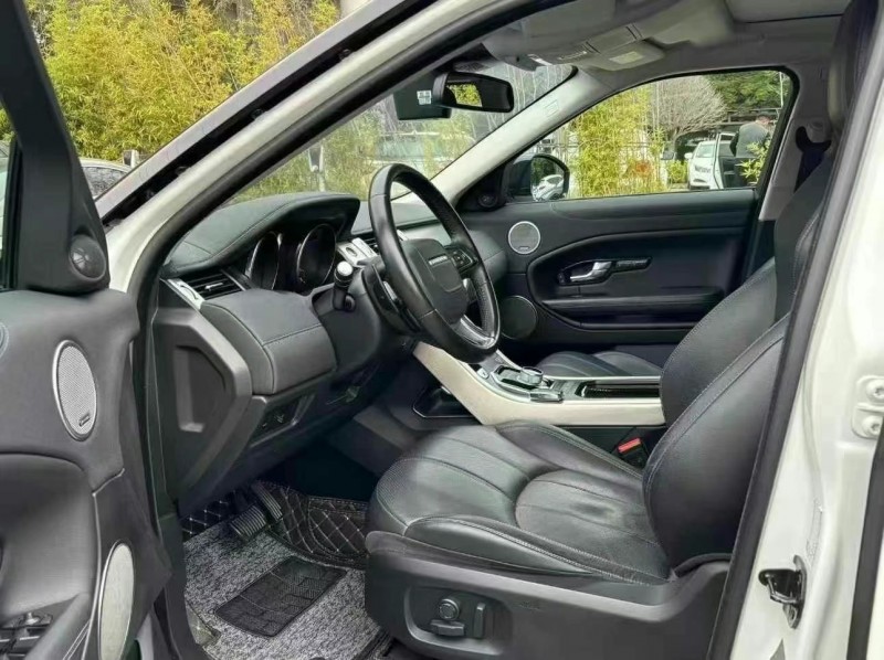 济宁17年路虎揽胜极光(进口)6