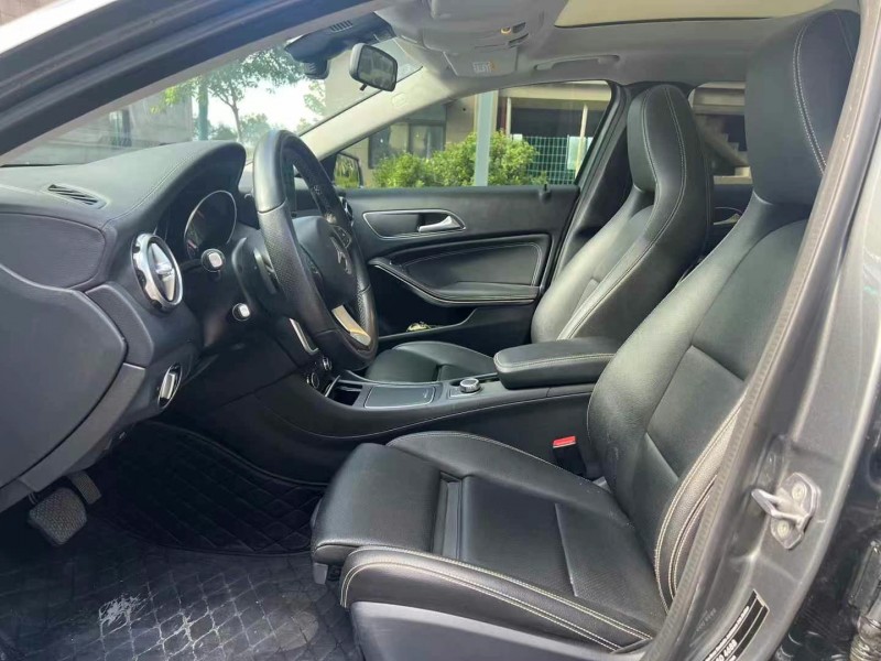 徐州18年奔驰GLA4