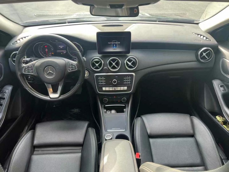 徐州18年奔驰GLA5