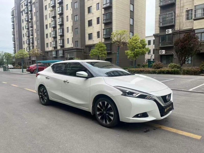 徐州20年日產藍鳥3
