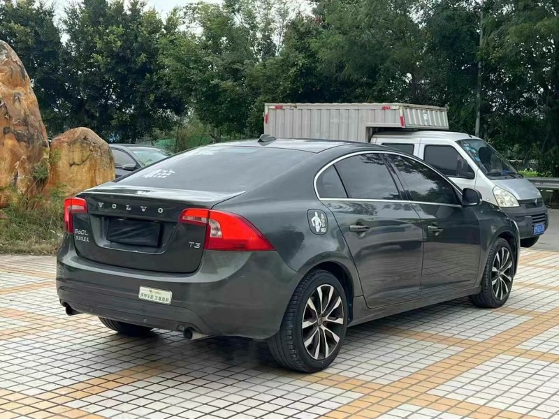 汕頭18年沃爾沃S60L8