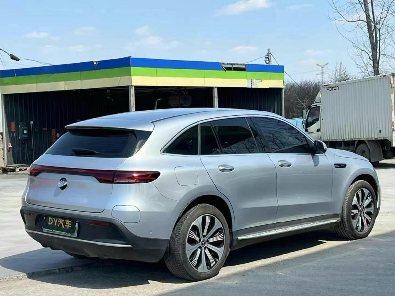 青岛20年奔驰EQC7