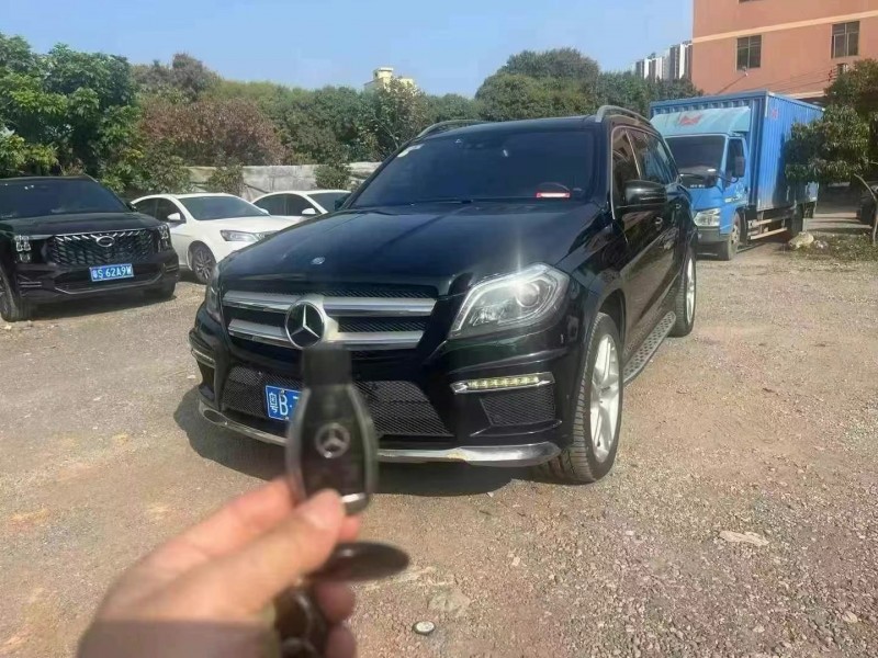 广州17年奔驰GL1