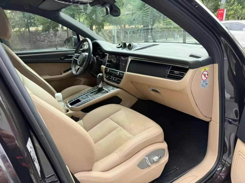 广州21年保时捷Macan5