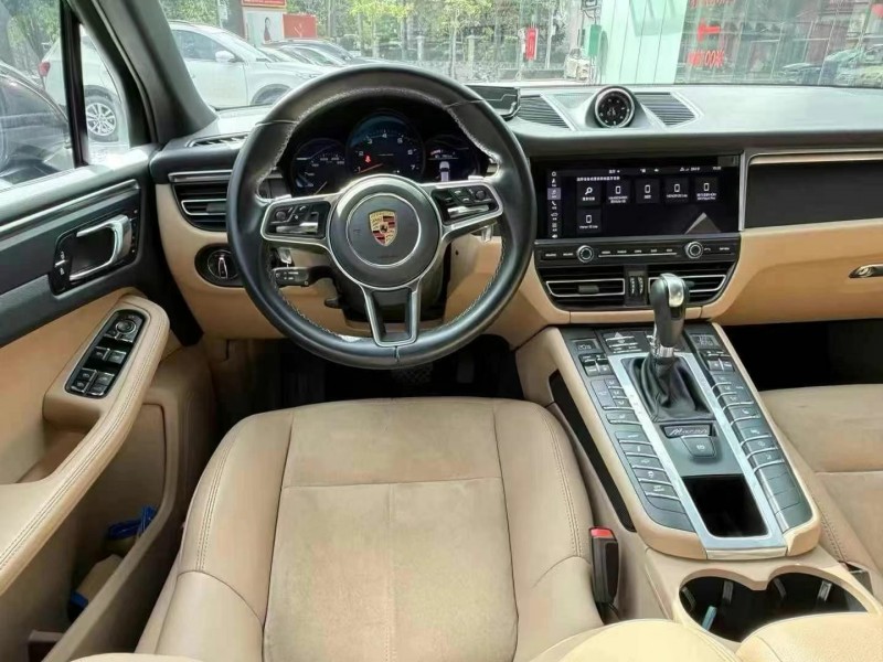 广州21年保时捷Macan6