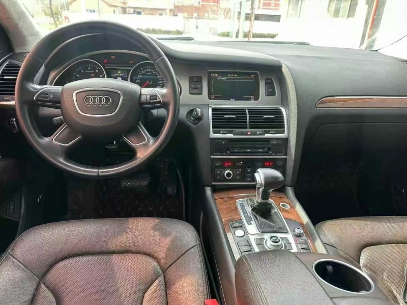 青岛15年奥迪Q74