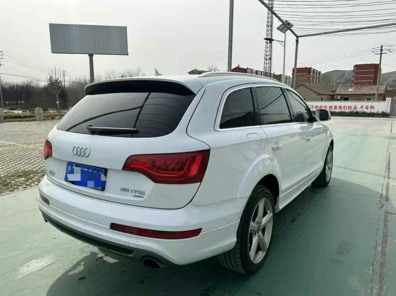 青岛15年奥迪Q77