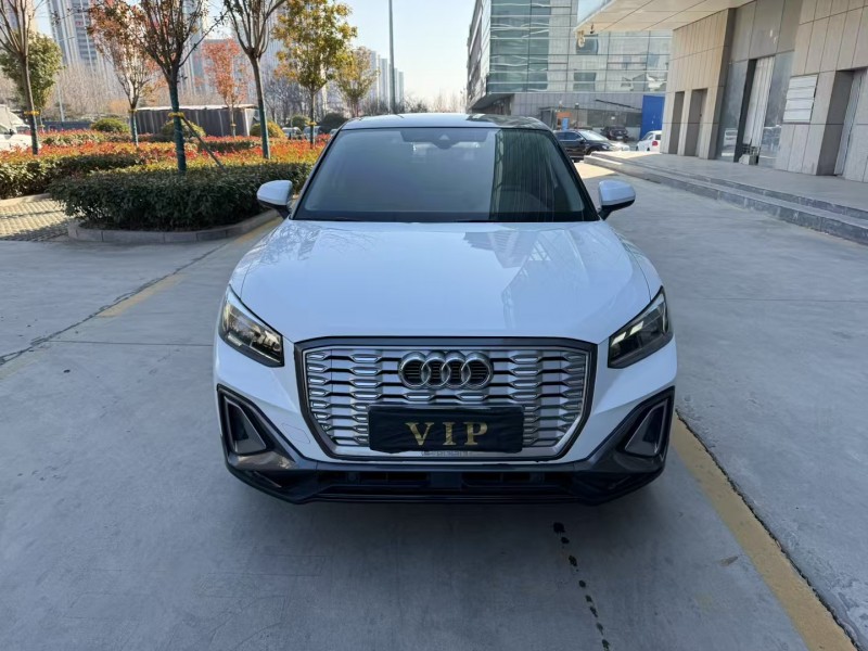 济宁22年奥迪Q21