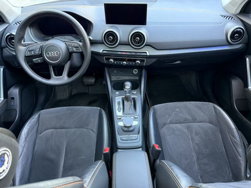 济宁22年奥迪Q24