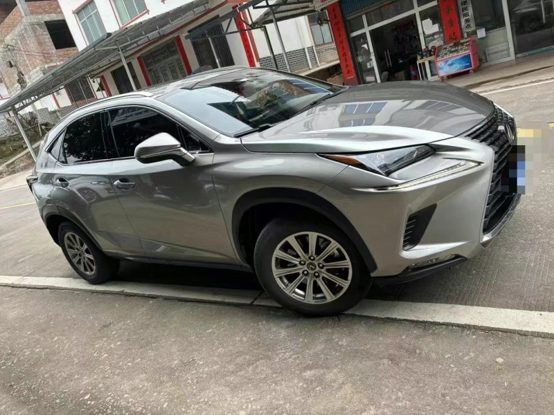 广州21年雷克萨斯NX2