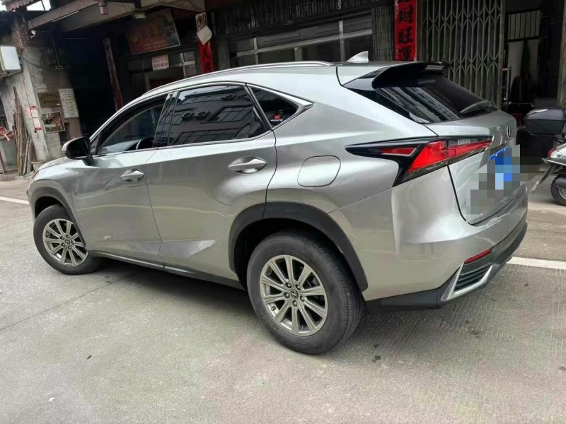 广州21年雷克萨斯NX8
