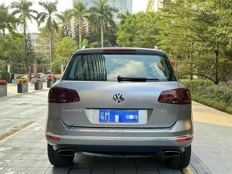 广州18年大众途锐7