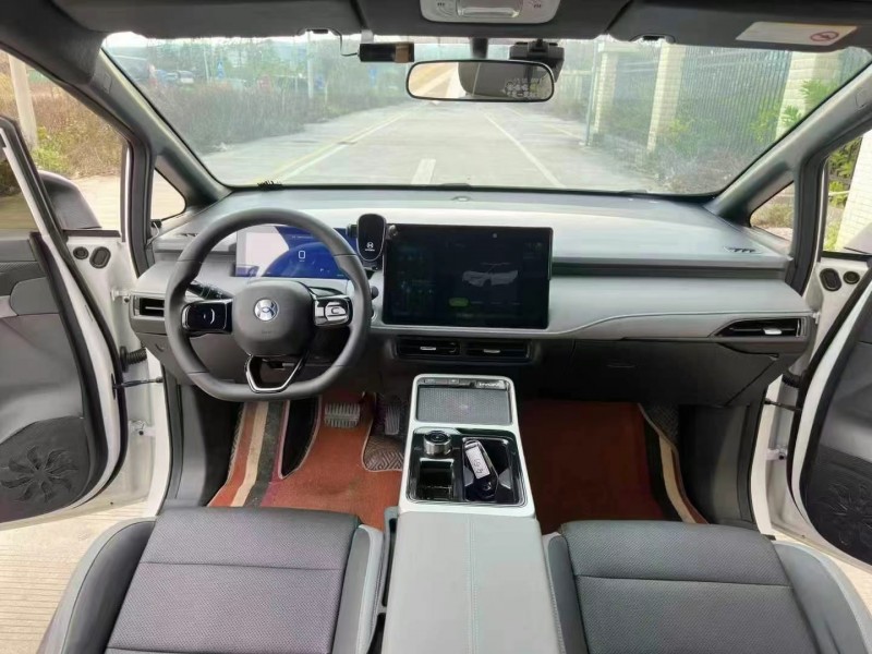 梧州23年合創汽車Z034