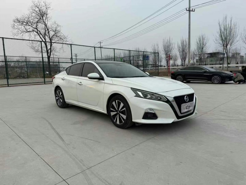 徐州22年日產天籟2