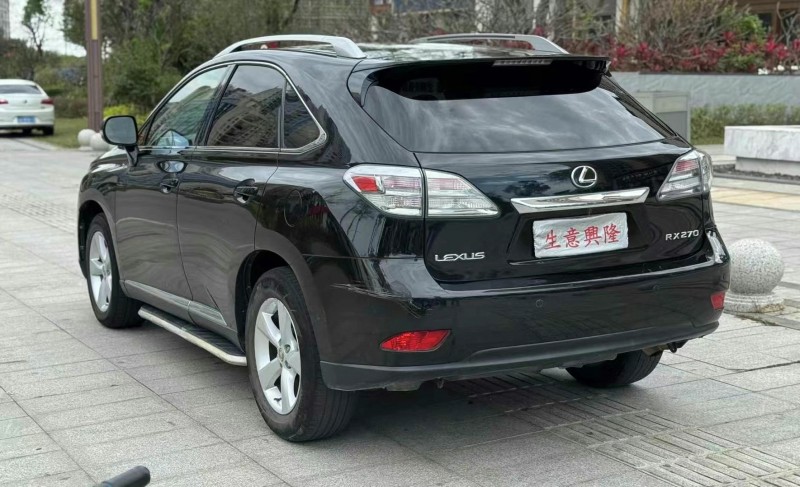 广州10年雷克萨斯RX8
