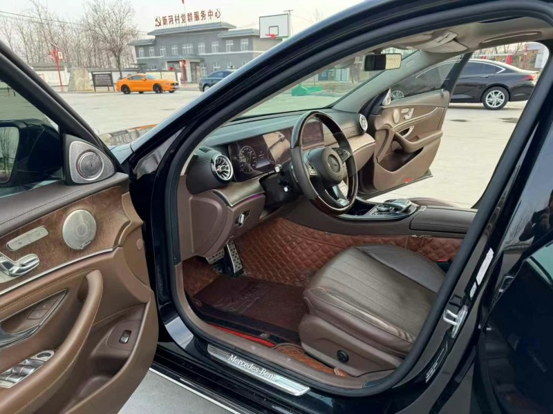 徐州17年奔驰E3