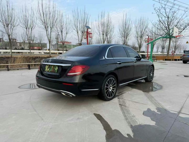 徐州17年奔驰E8
