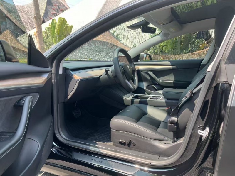深圳23年特斯拉MODEL 36