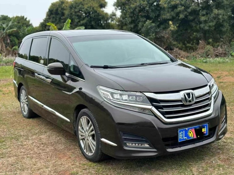 广州17年本田艾力绅3