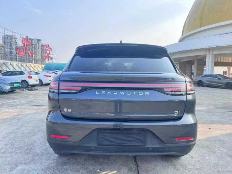 廣州23年零跑汽車C119