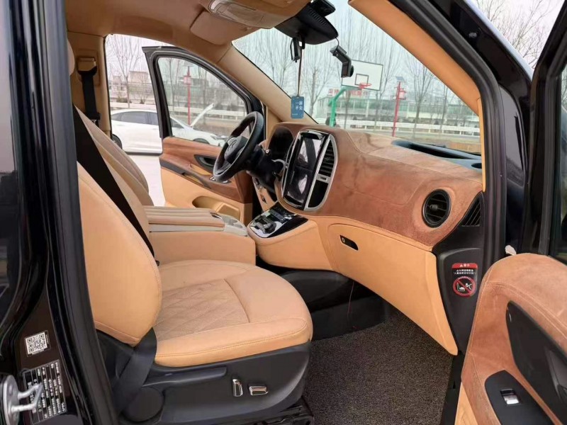 徐州19年奔驰威霆6