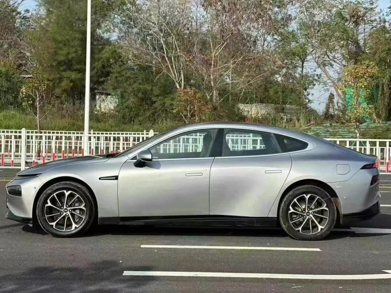 深圳21年小鵬汽車p73