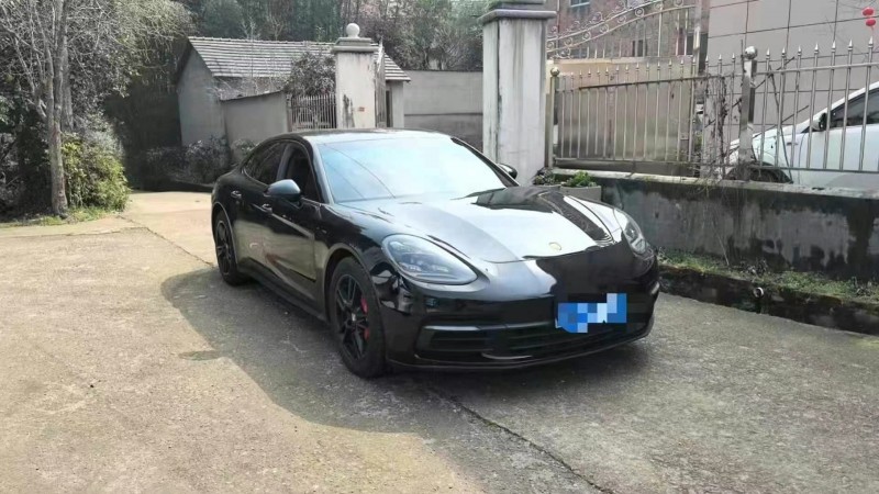 紹興19年保時捷帕拉梅拉2