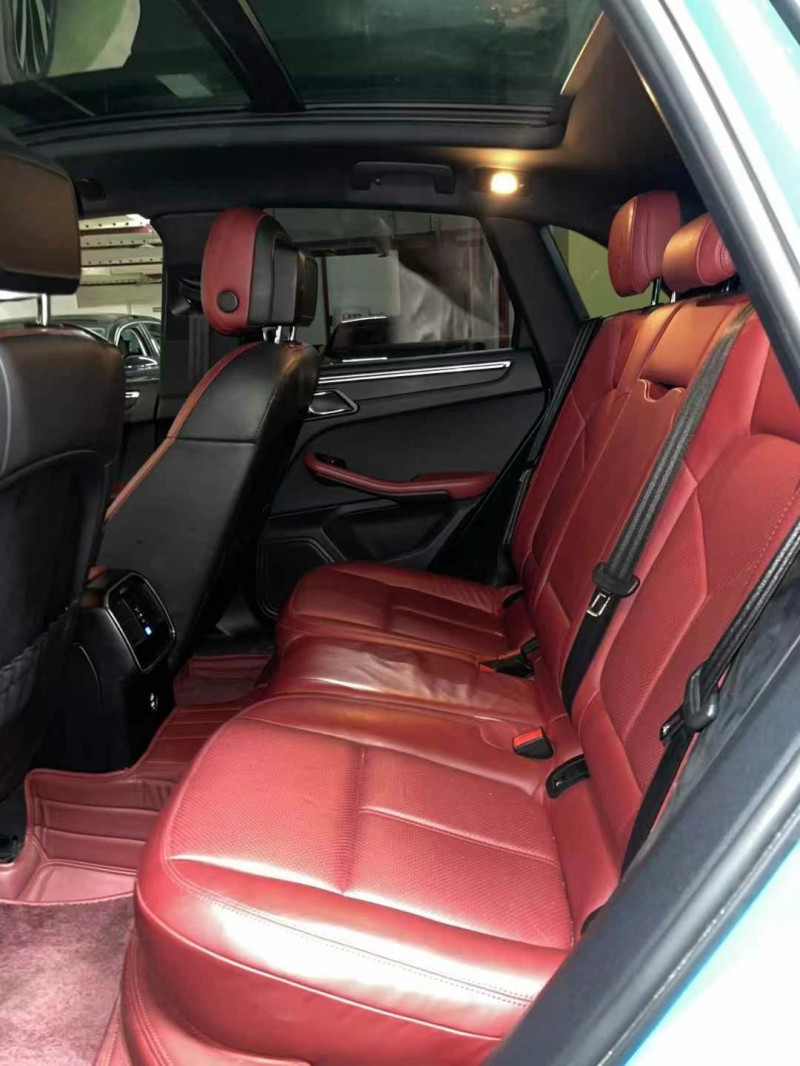 成都21年保時捷Macan6