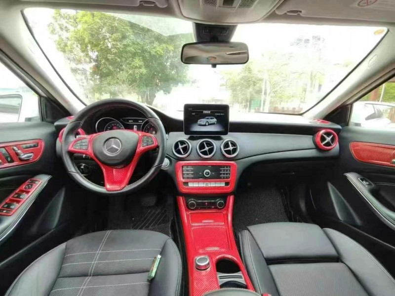 广州19年奔驰GLA4