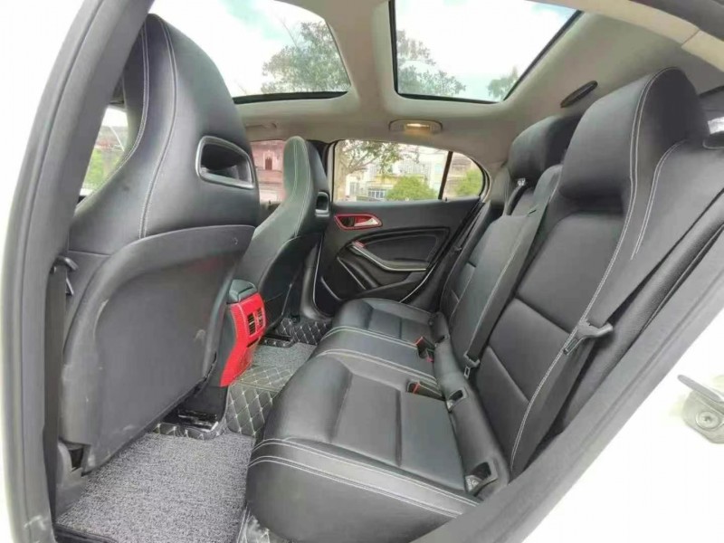 广州19年奔驰GLA6