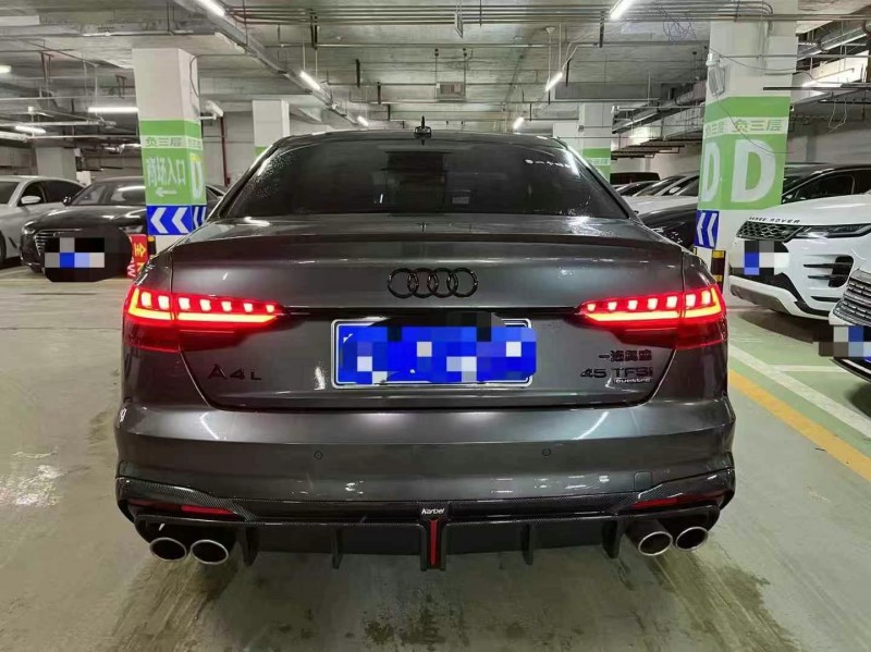 成都23年奧迪A4L8