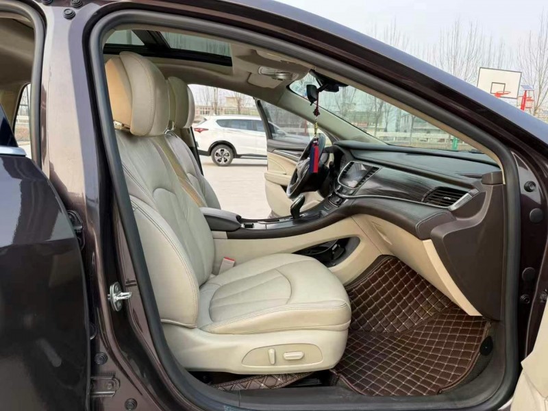 徐州17年别克君越6