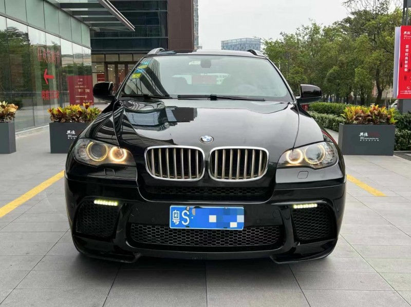 广州12年宝马X61